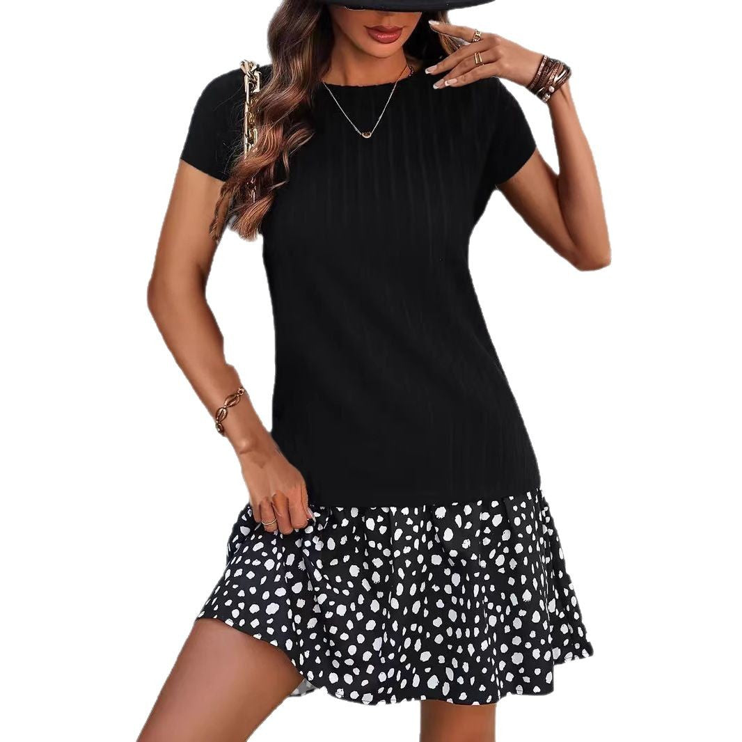 Leisure dress for women with ribbed structure and flattering skirt Lune London