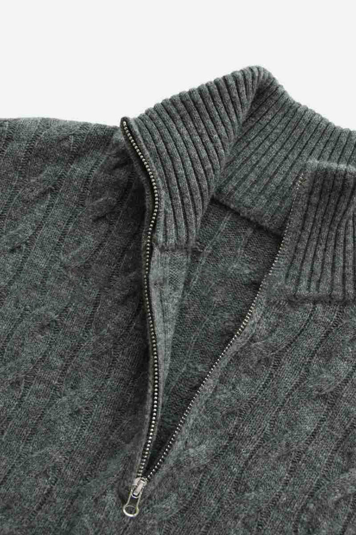 Sweater tricoté élégant pour femme avec col haut et fermeture éclair Chic & Stil