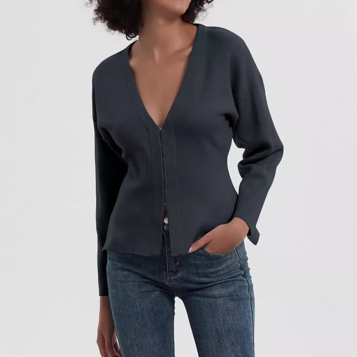 Ladies elegant V-neck cardigan with button closure Lune London