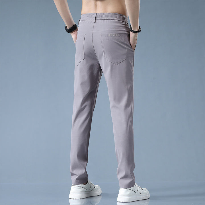 Pantalon décontracté pour hommes avec taille élastique et poches pratiques Lune London