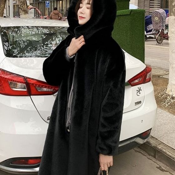 Doudou coat for women with soft plush hood Lune London