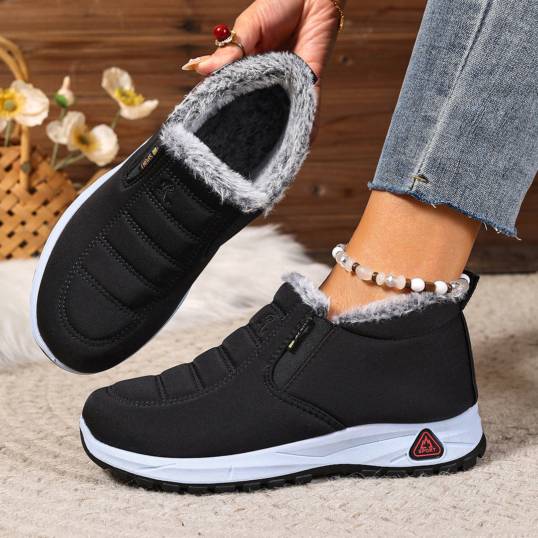 Lune London | Women's Winter Slip-On Sneakers Warm Lining & Non-Slip Sole Plus Sizes