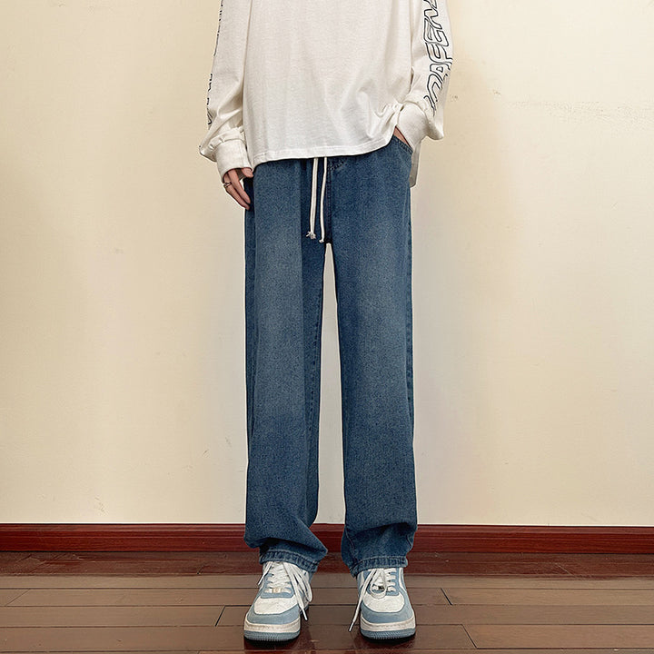 Loose cargo jeans for men with elastic waistband and practical pockets Lune London
