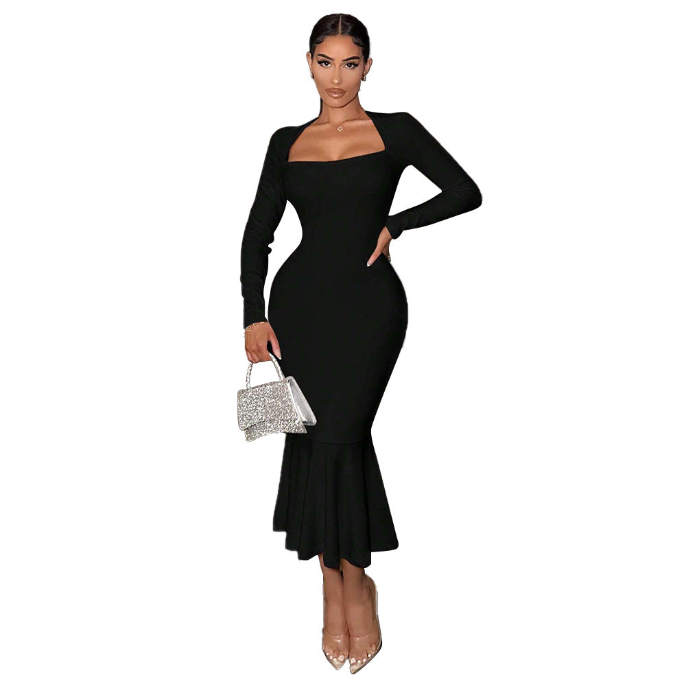 Robes longues pour femmes avec un décolleté carré chic et un ourlet évasé Chic & Stil