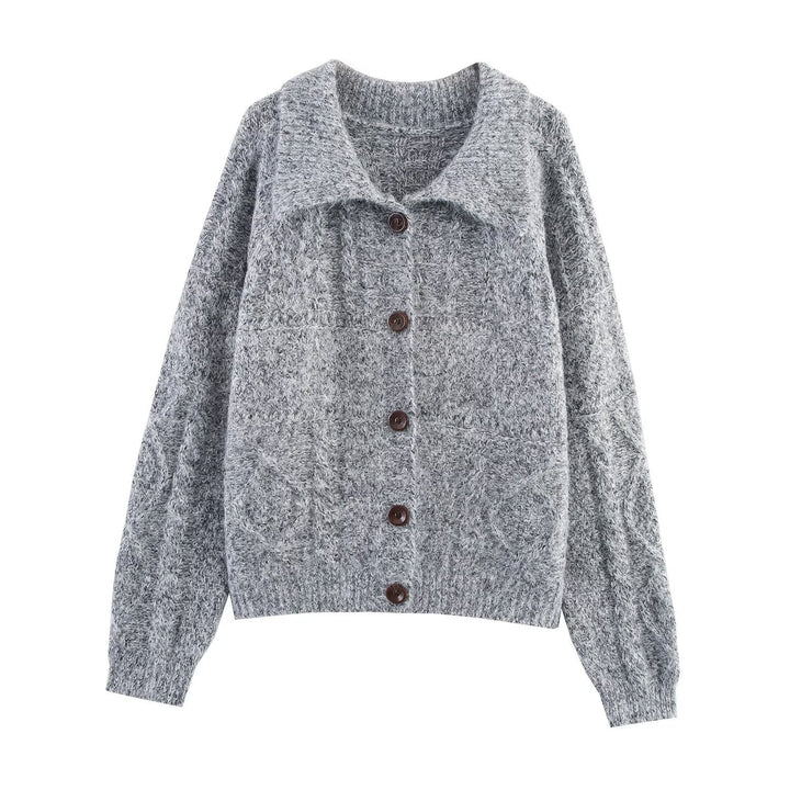 Knitted jacket for women with a chic and soft fabric and decorative buttons Lune London