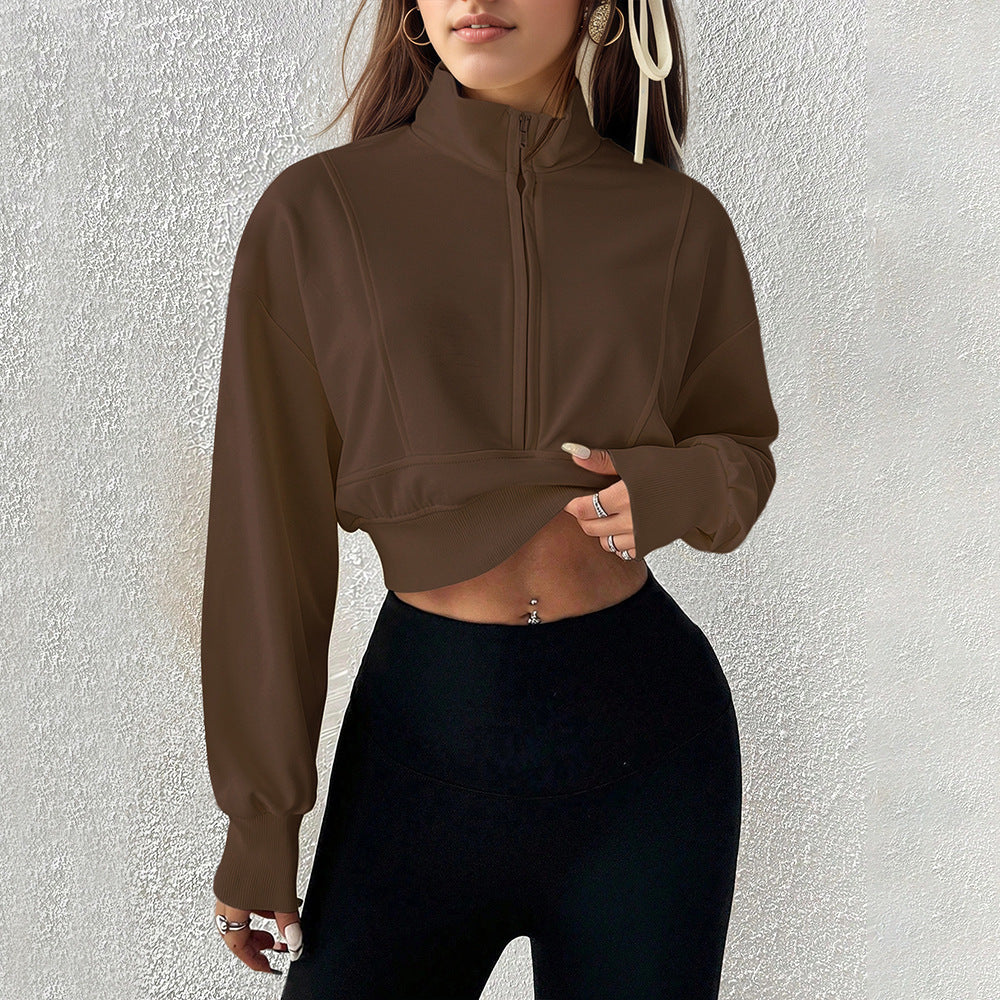 Short sweatshirt for women with high zipper and soft material Chic & Stil