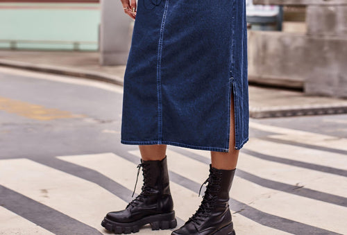 Maxi denim skirt for ladies with side slit and practical pockets Lune London