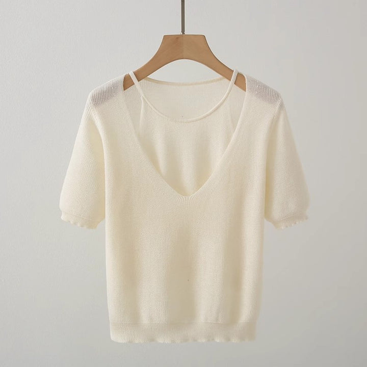 Casual V-neck knitted sweater for women with short sleeves Lune London