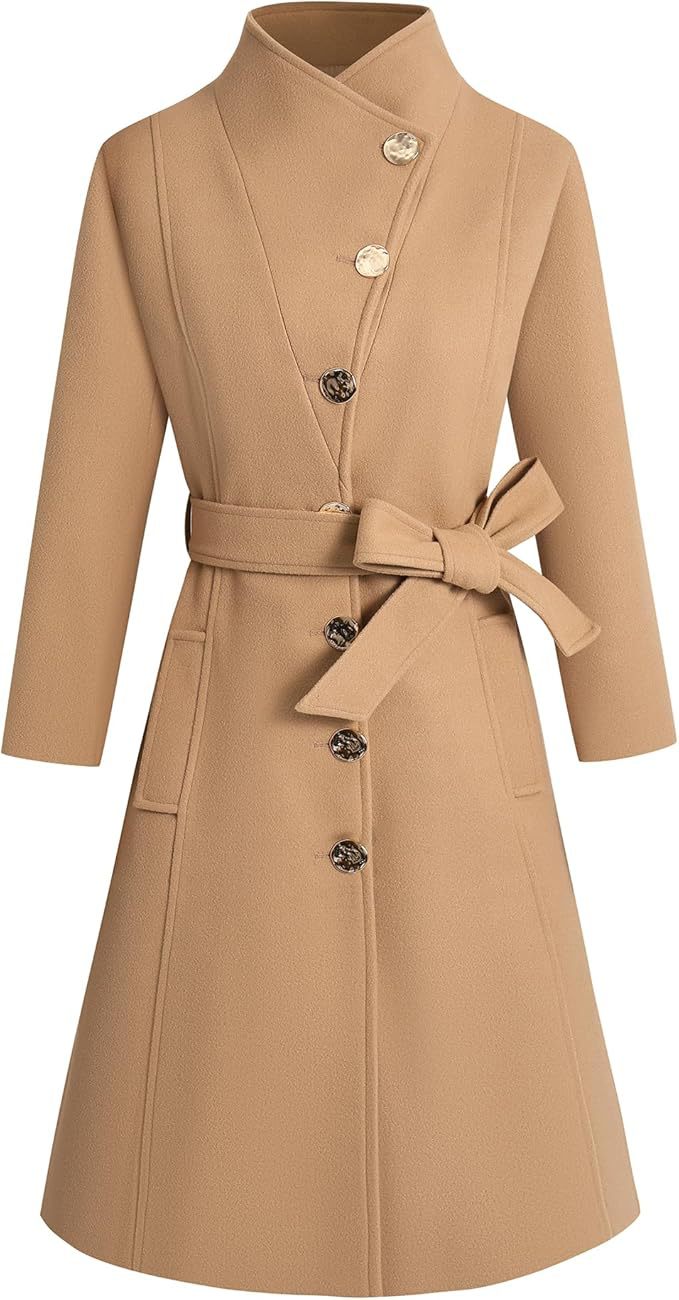 Elegant wrap coat for women with an original collar and a chic and stylish belt