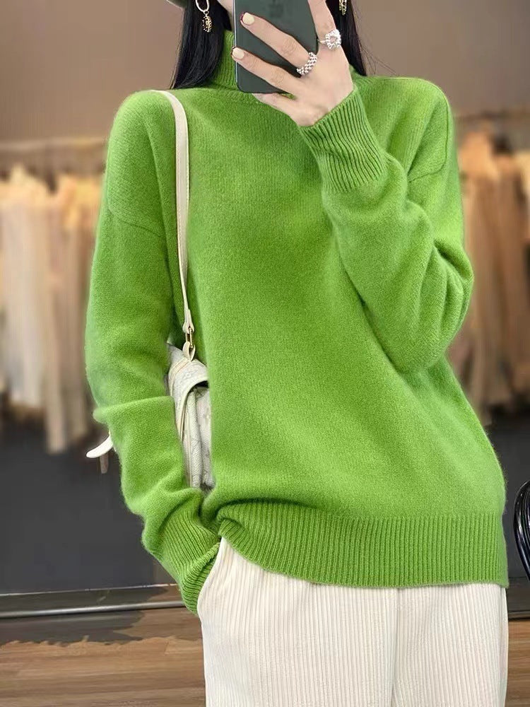 Casual turtleneck pullover for women in fine knit Lune London