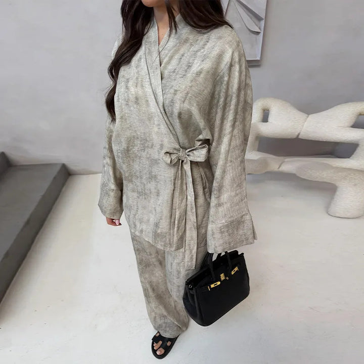 Ensemble élégant et décontracté pour femmes comprenant un haut et un pantalon large Chic & Stil