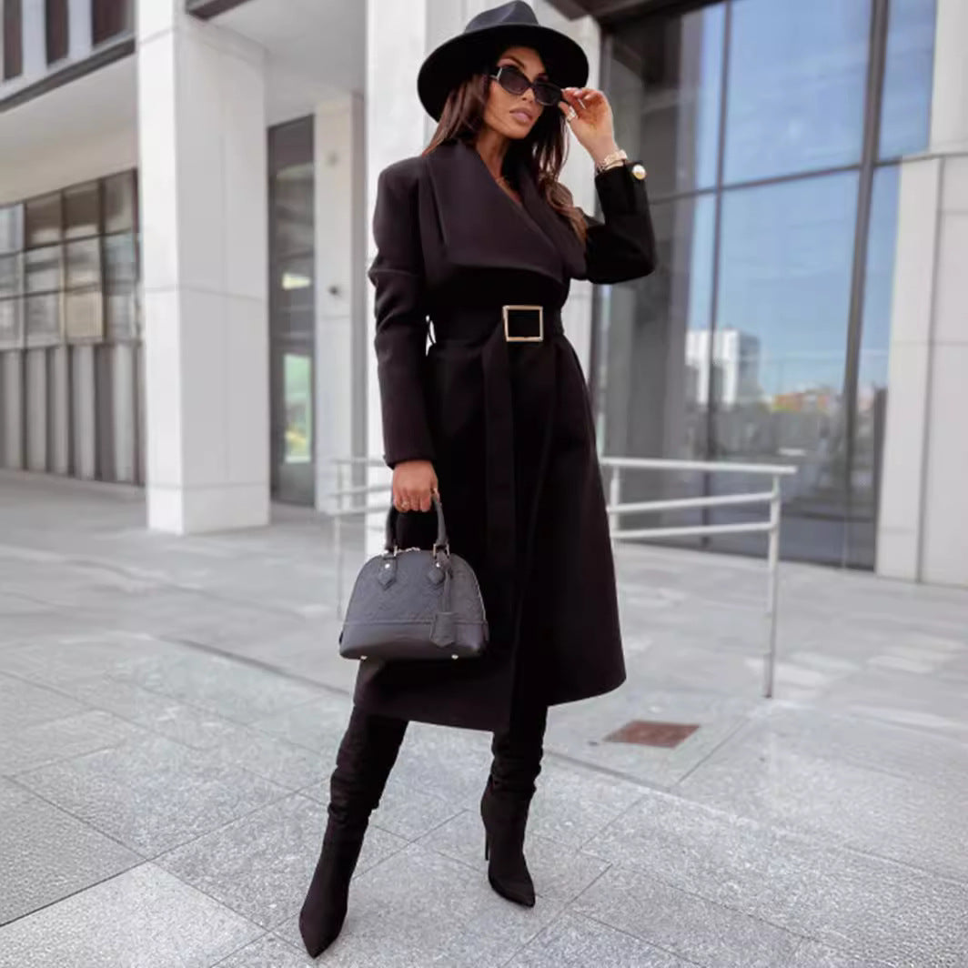 Elegant trench coat for women with belt and high-quality finish Lune London