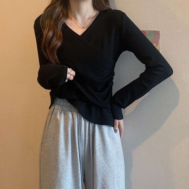 Women's wrap top with button details and ruching Chic & Stil