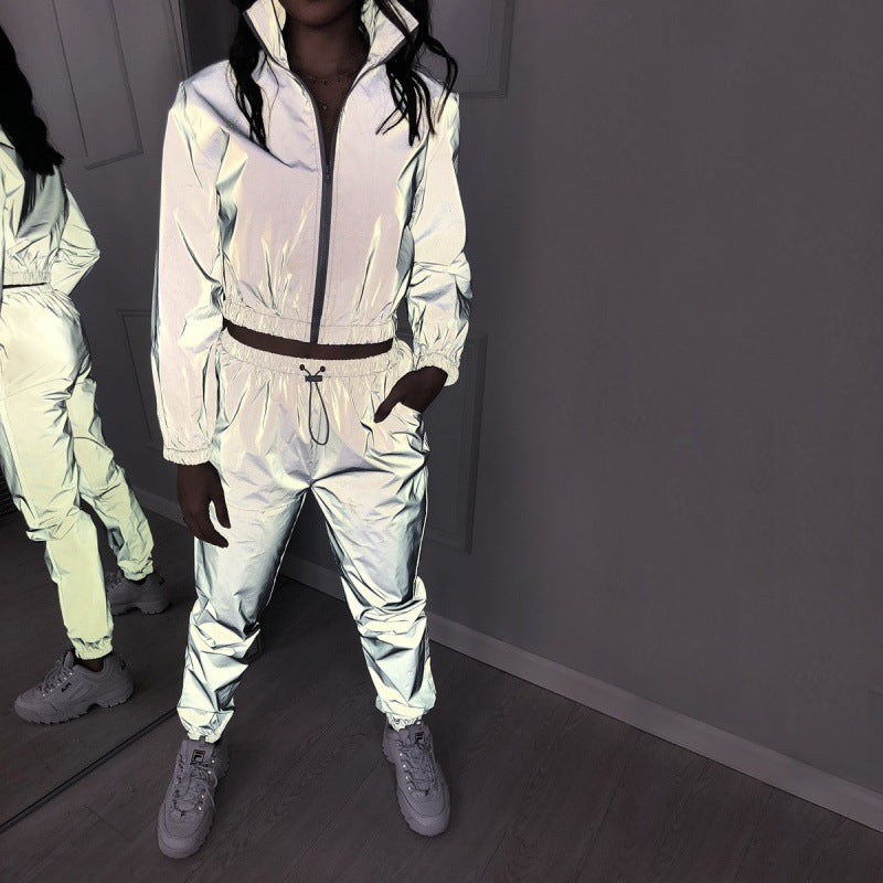 Vêtements de sport réfléchissants pour femmes avec un ajustement serré Chic & Stil