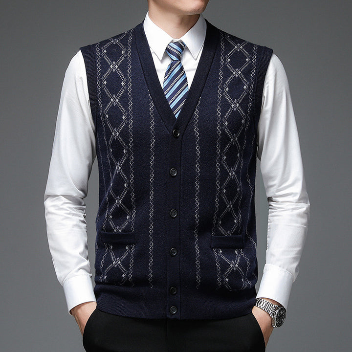 Elegant knitted vest for men with diamond pattern and shawl collar Lune London