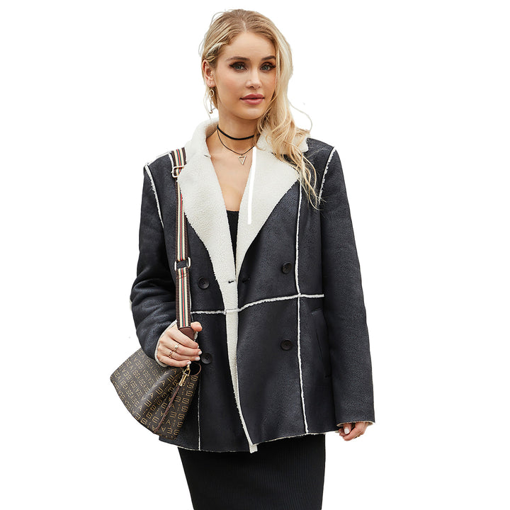 Fashionable women’s transition jacket with cozy lining and wide lapel Lune London