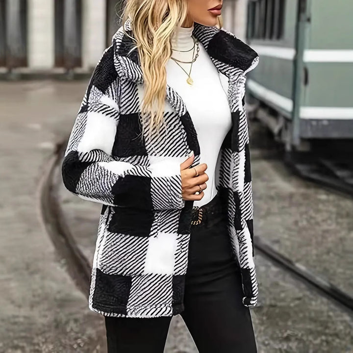 Women Cozy Fleece Jacket with Individual Plaid Pattern Lune London