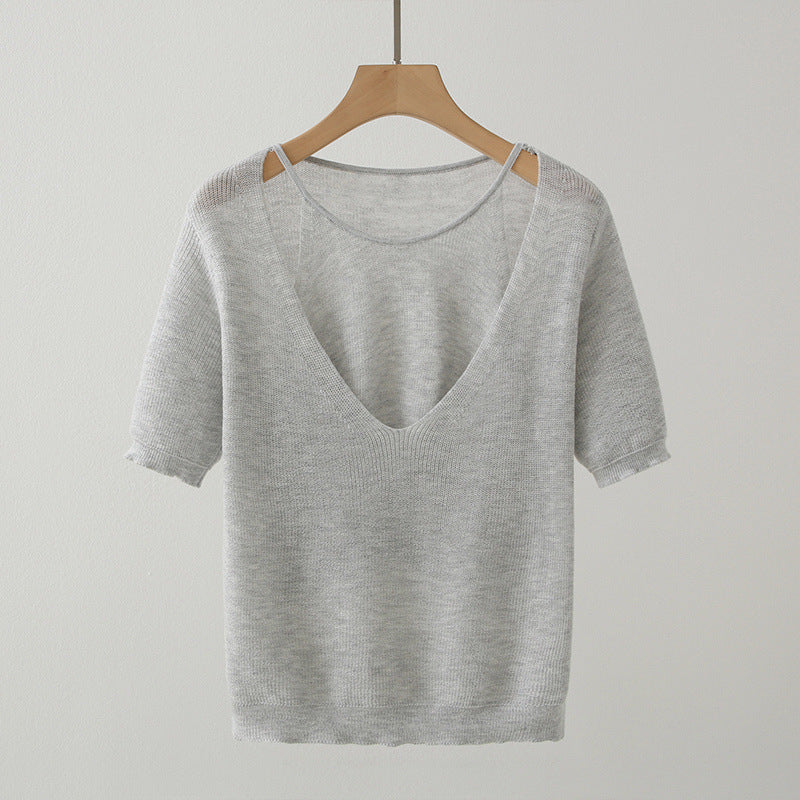 Casual V-neck knitted sweater for women with short sleeves Lune London