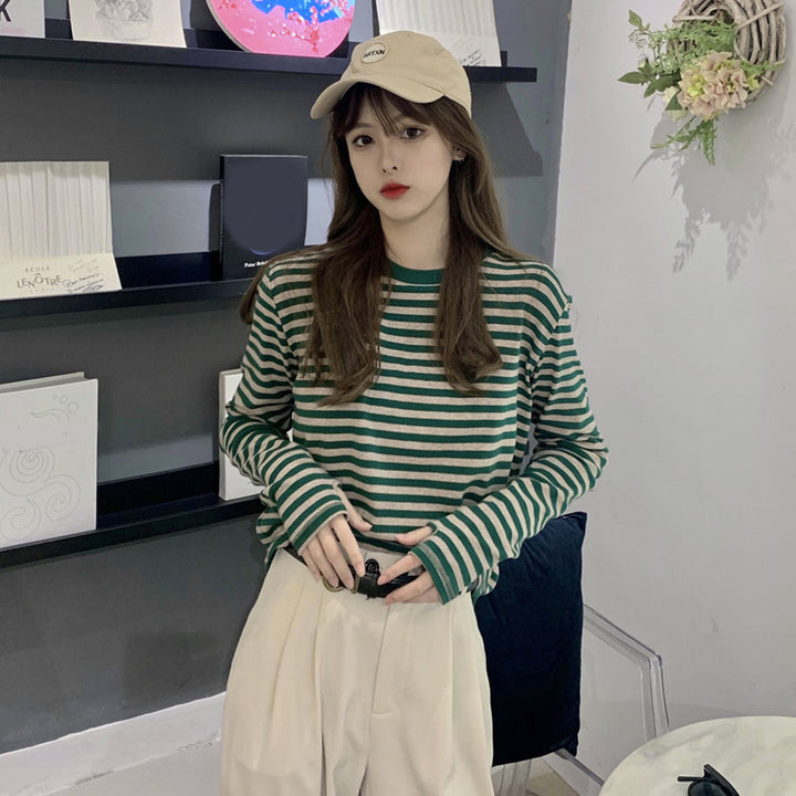Women's casual long-sleeve shirt with sophisticated striped pattern Chic & Stil