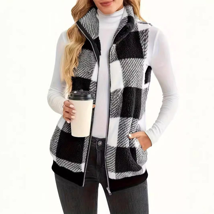 Women plaid fleece gilet with practical pockets Lune London