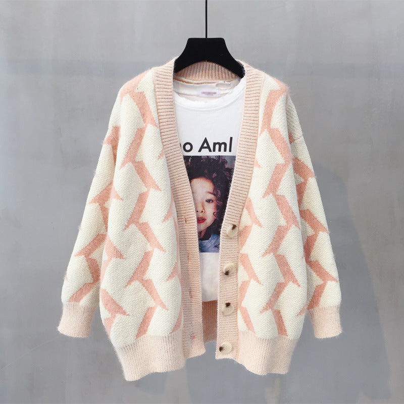 Women Thick Knit Cardigan with Modern Zigzag Pattern and Chic and Stylish Button Details