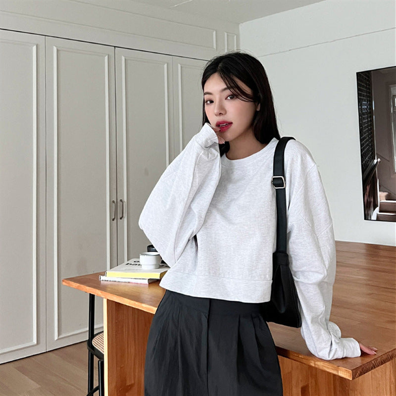 Pull court pour femmes avec manches ballon Chic & Stil