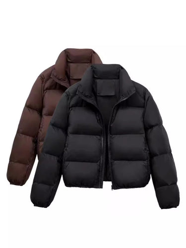 Elegant women's short down jacket with high collar and practical pockets Lune London