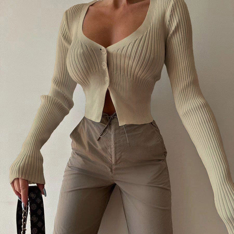Knit cardigan for women with deep V-neck and button closure Lune London