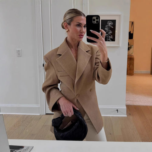 Lune London elegant women's blazer with modern double-breasted cut