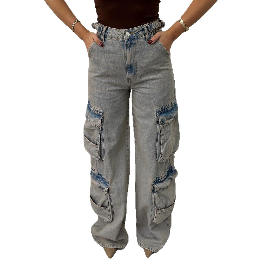 High-waisted cargo jeans for women with practical pockets Lune London