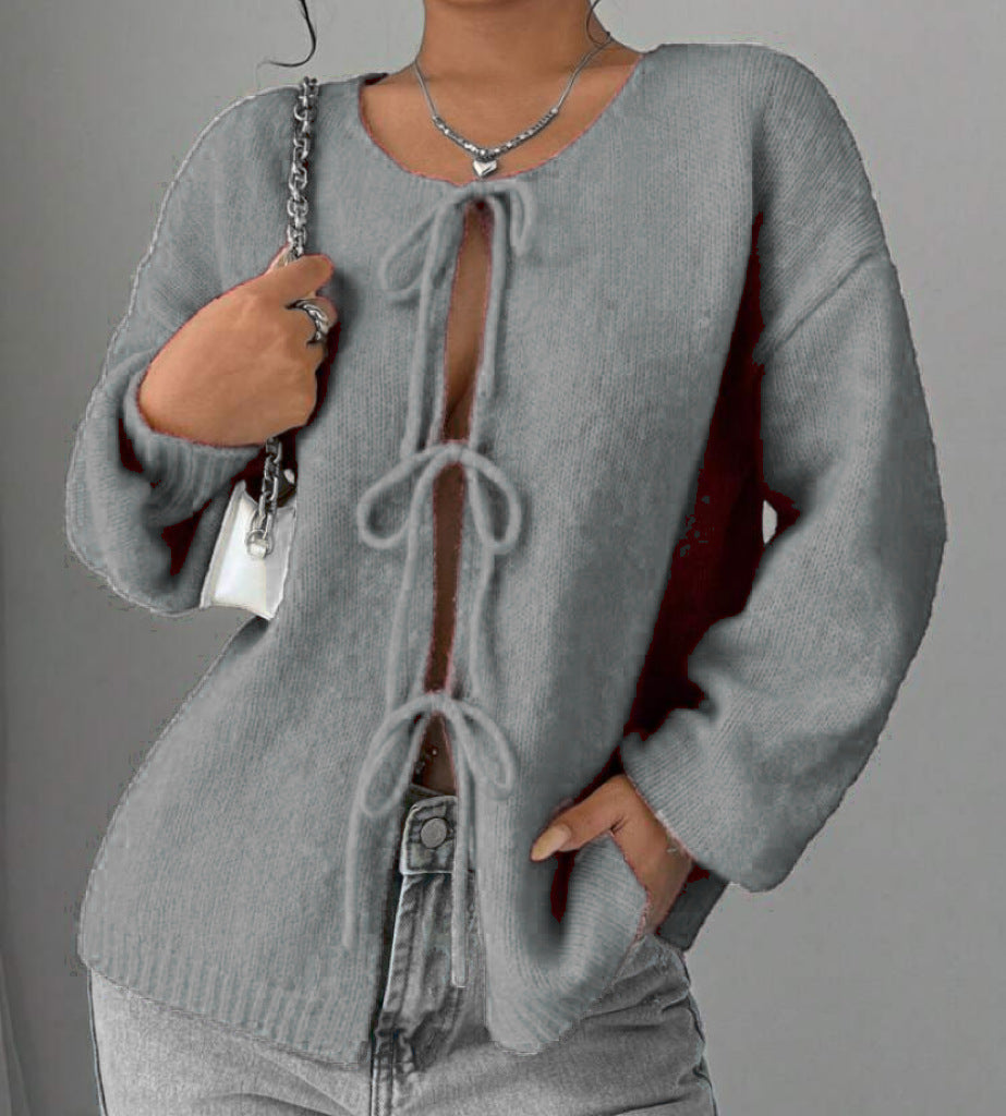 Oversized knit sweater for women with decorative lace detail Chic und Stil