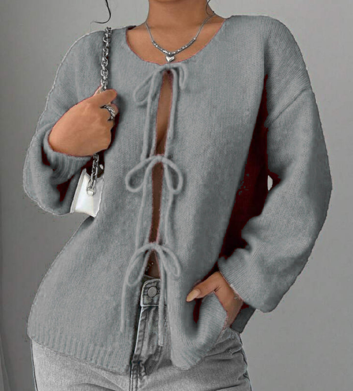Oversized knit sweater for women with decorative lace detail Chic und Stil