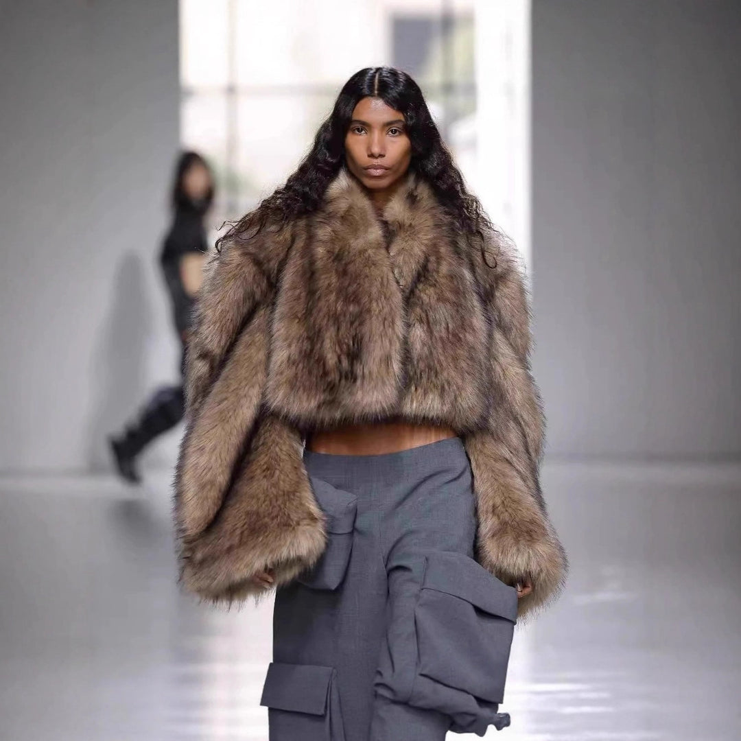 Ladies luxurious faux fur cropped bolero Lune London