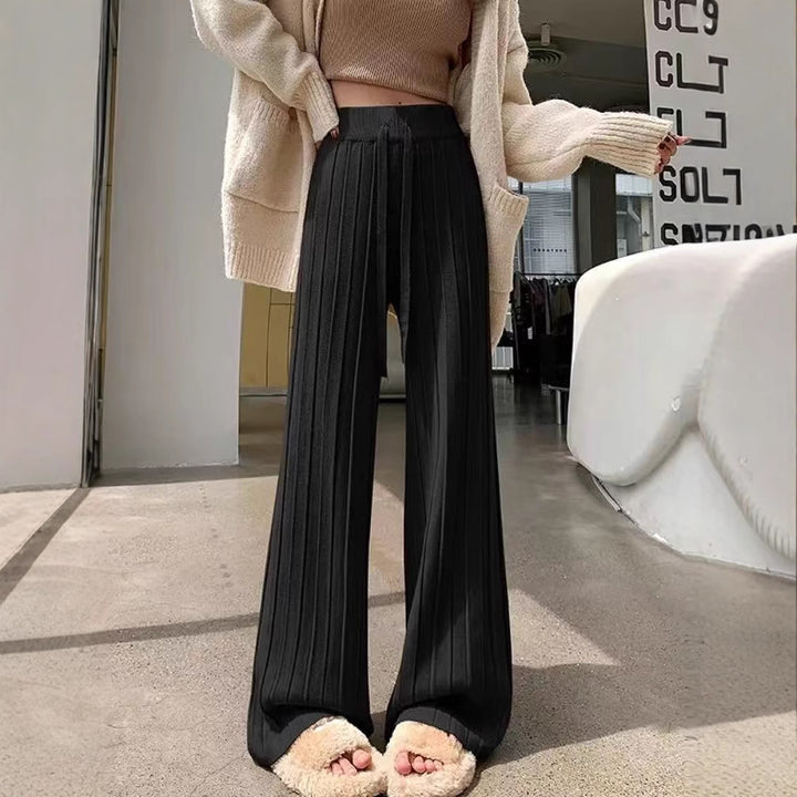 Wide pants for women with vertical stripe design and elastic waist Lune London