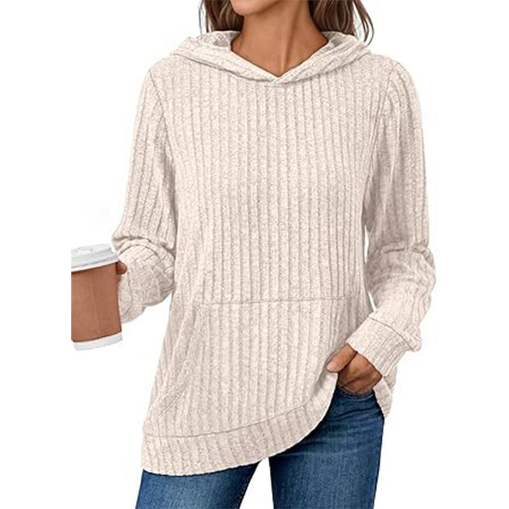 Ladies cozy hoodie with ribbed design and practical kangaroo pocket Lune London