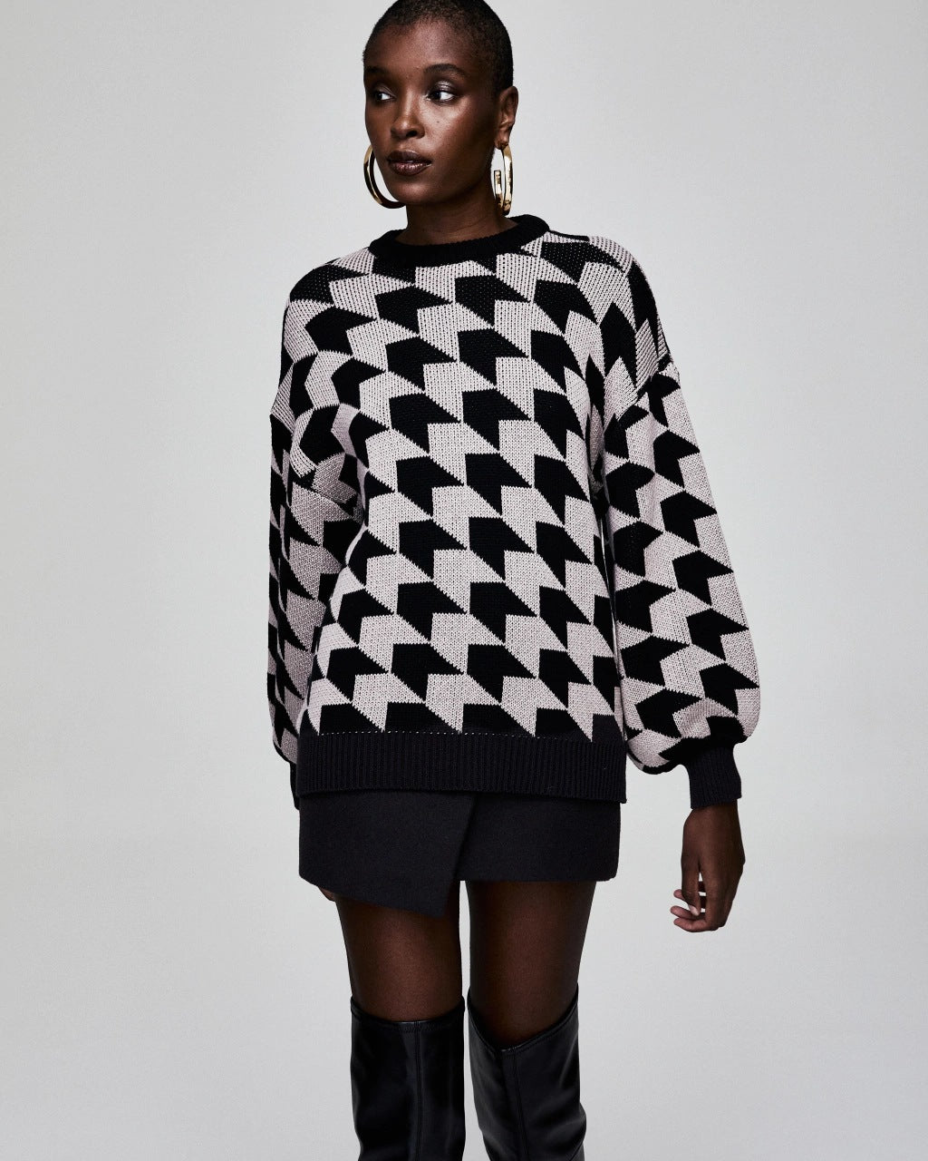 Geometric knit sweater for women with a casual fit and trendy bell sleeves Lune London