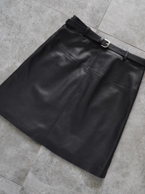 Lune London high-quality faux leather mini skirt for women with a modern cut