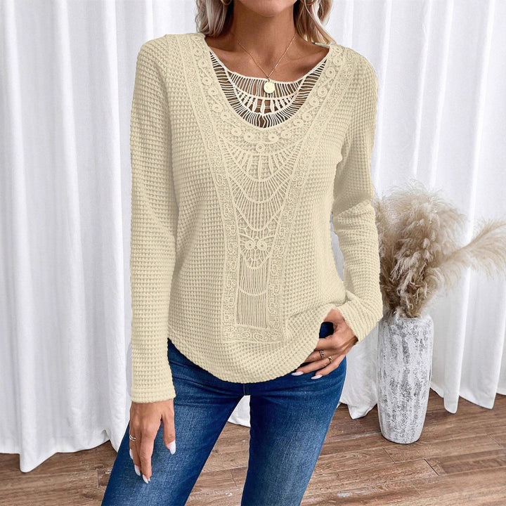 Elegant and fine women's top with lace accents Lune London