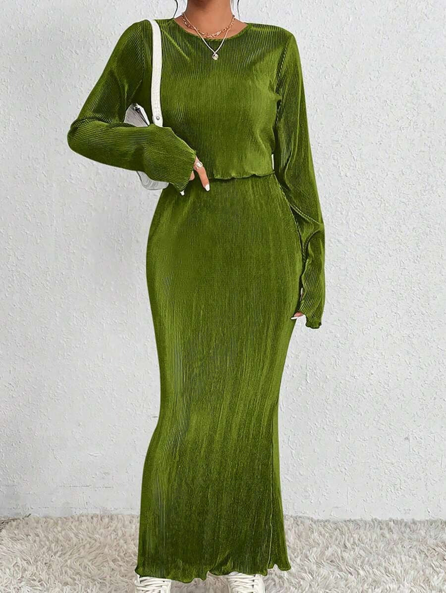 Robe maxi élégante et cintrée pour dames avec des manches longues Chic & Stil
