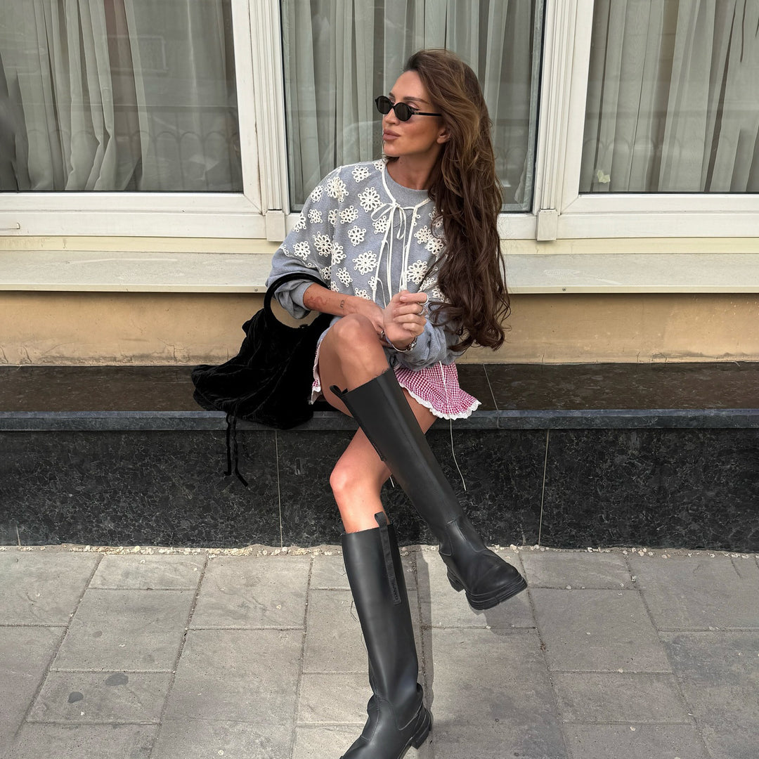 Women's sweatshirt with decorative floral cape Lune London