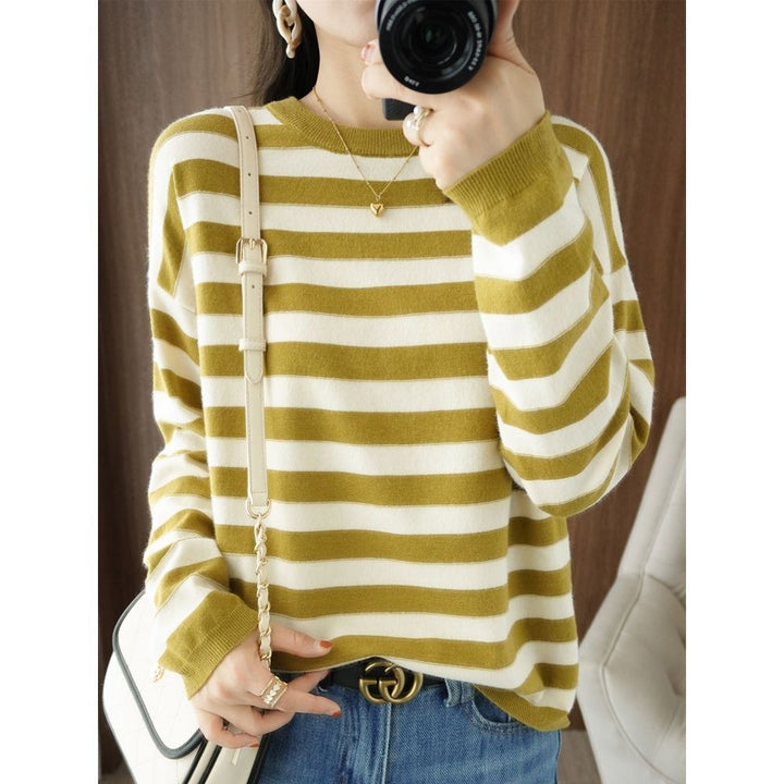 Pull en tricot décontracté pour femmes avec larges rayures Chic & Stil