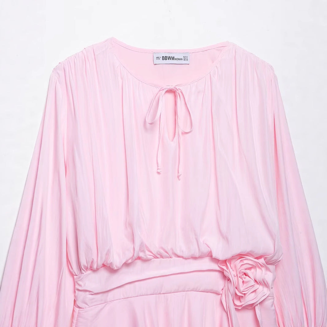 Elegant wrap dress for women with a romantic ruffle design Lune London