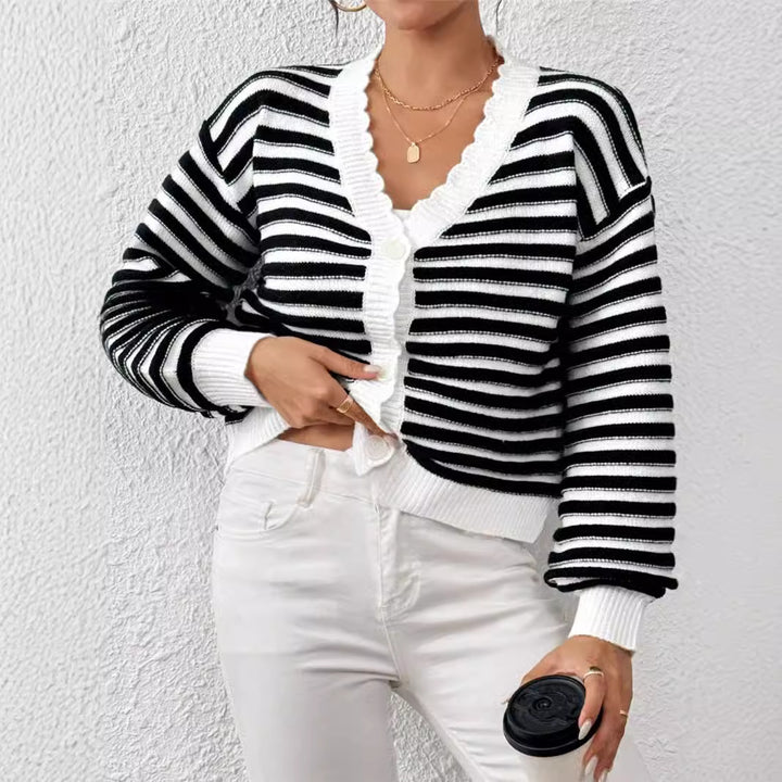Lady cardigan with a modern striped pattern and voluminous sleeves Lune London