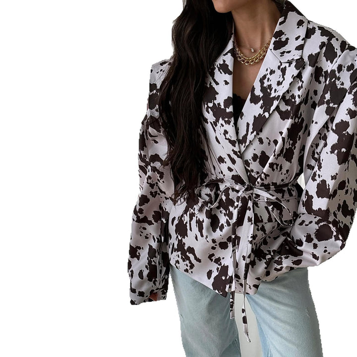 Oversized blazer for women with belt and shoulder pads Lune London