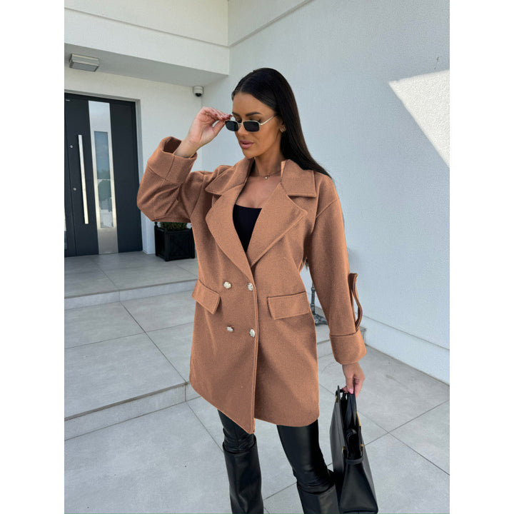 Oversized cotton blazer for women with double-breasted buttons and practical pockets Lune London