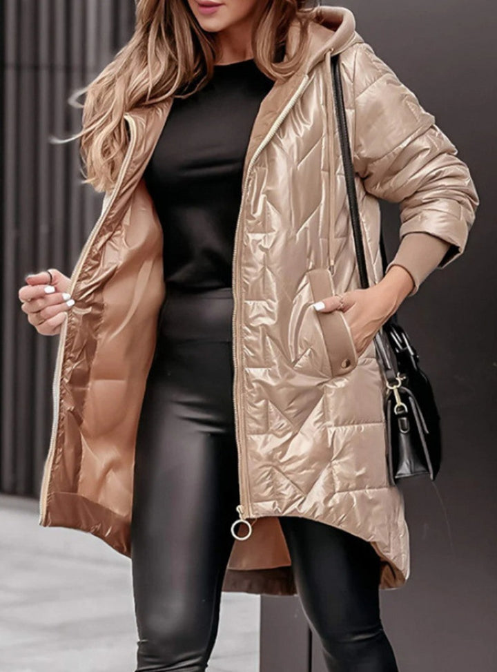 Veste rembourrée pour femmes avec capuche et coupe décontractée Chic & Stil