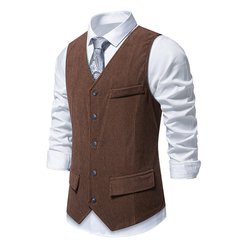 Elegant suit vest for men with a classic herringbone design and practical pockets Lune London