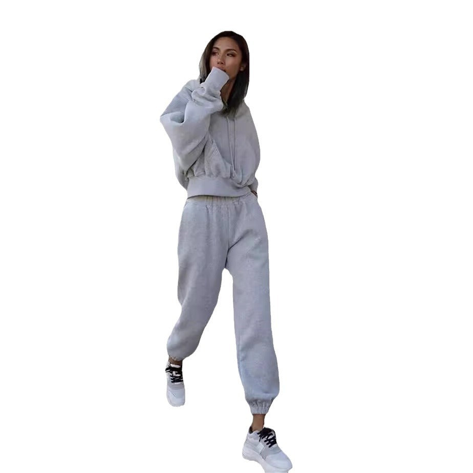 Lune London women's casual sweatshirt and jogger pant set