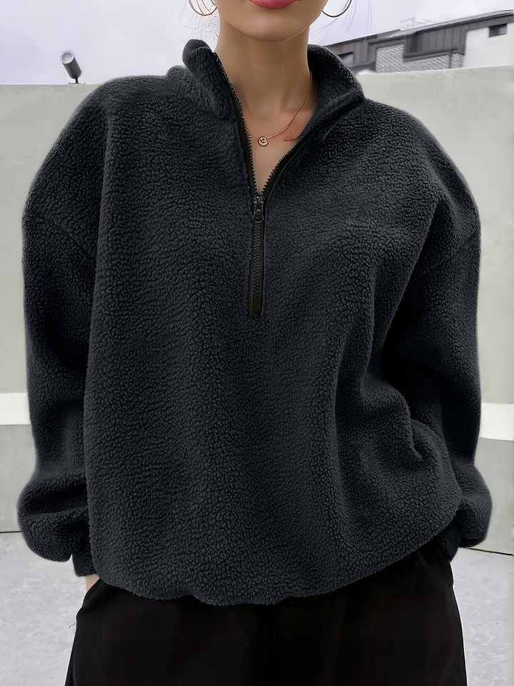 Cozy fleece sweater for ladies with a high collar and zipper Lune London