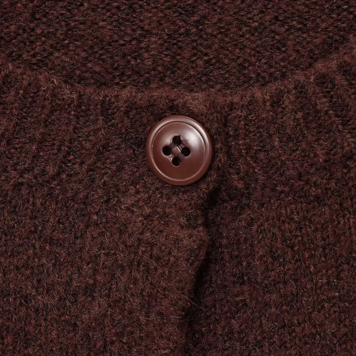 Ladies elegant cardigan with button closure and round collar Lune London